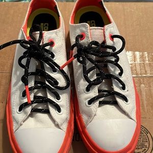 Converse with Lunarlon insoles. Worn a few times. Unisex shoes. W10/M8